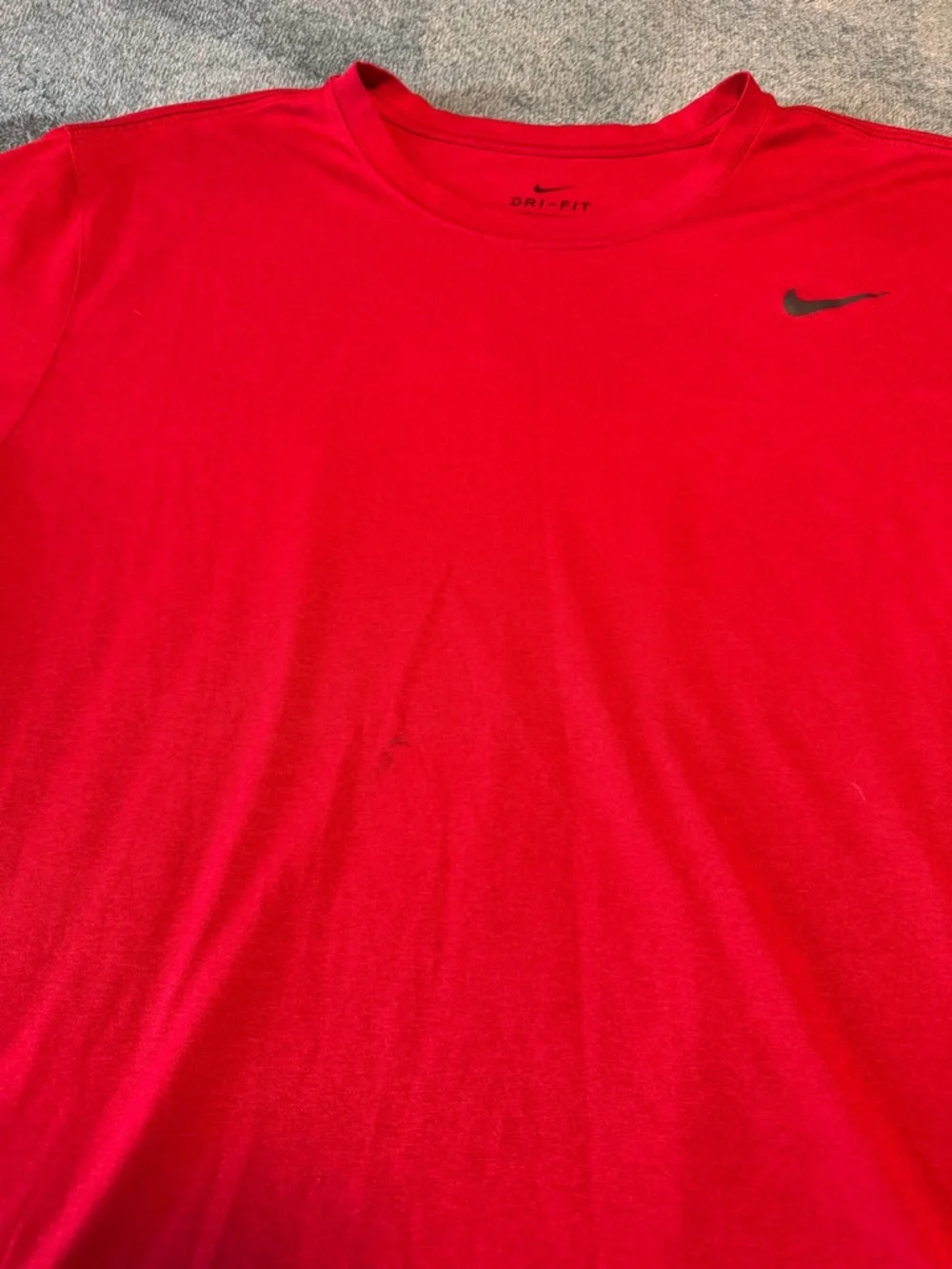 Nike Men's Red Dri-FIT‎ Crew T-Shirt Size XL